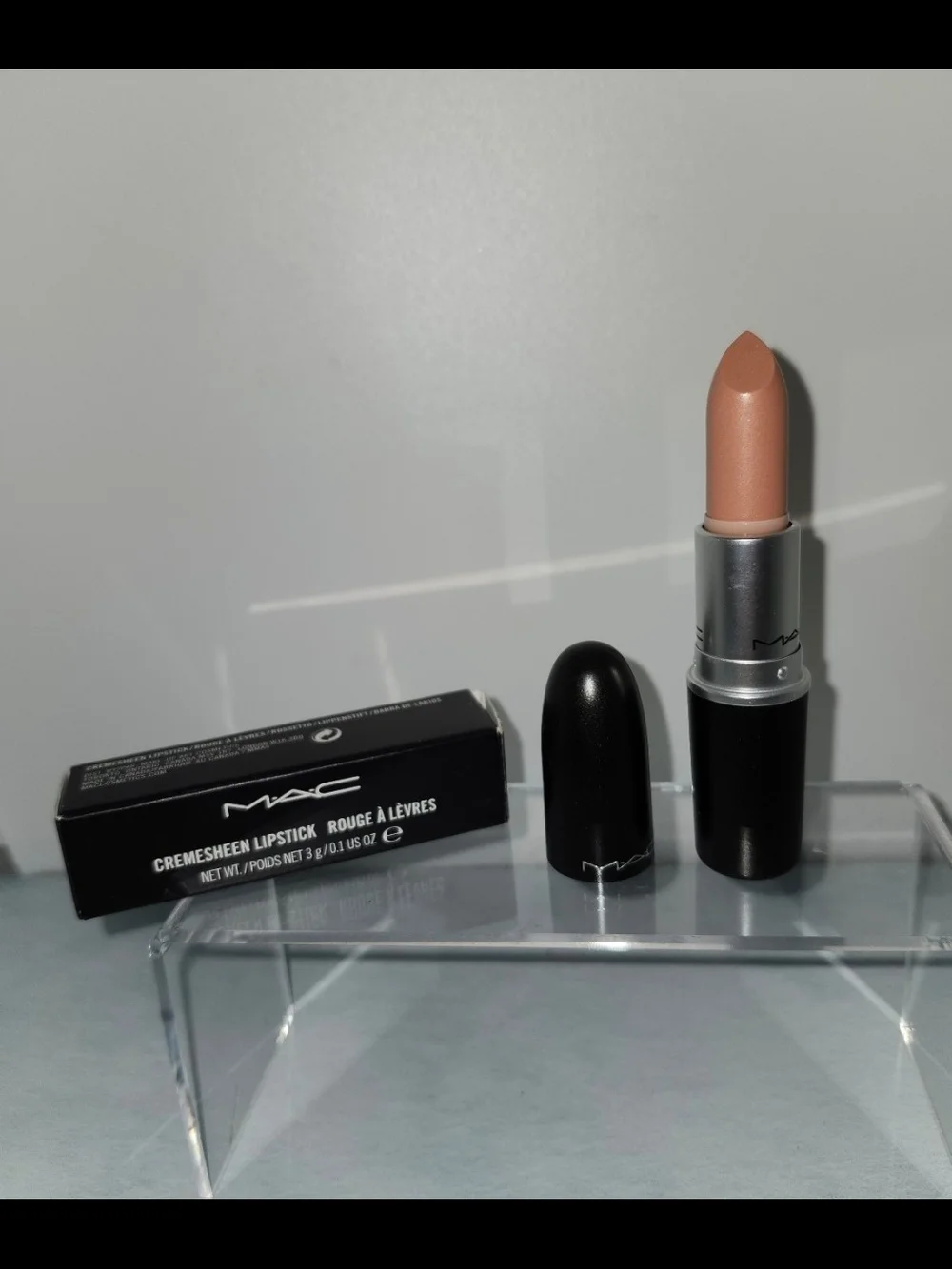 DISCONTINUED MAC Cremesheen Lipstick - 